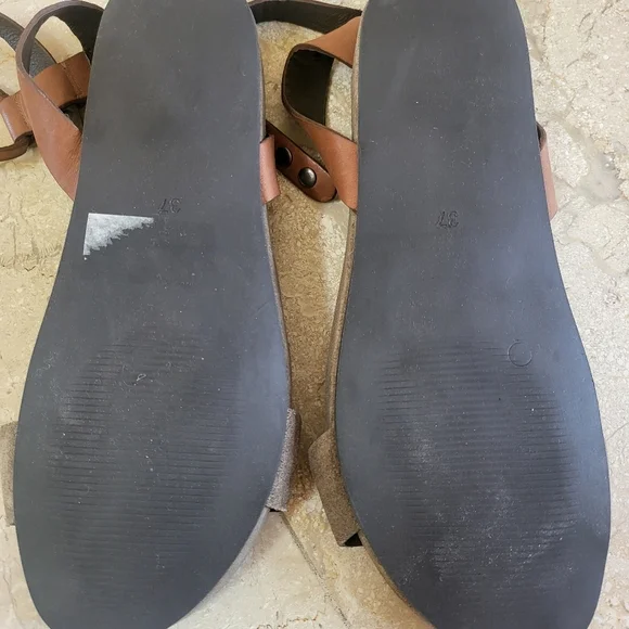 Spell and The Gypsy Collective olive sandals​ - Picture 4 of 9